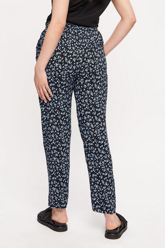 Dorothy Perkins Petite Navy Ditsy Floral Joggers 3
