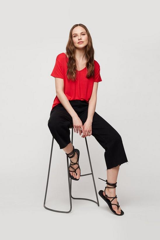 Dorothy Perkins Red V Neck Relaxed T-shirt 1