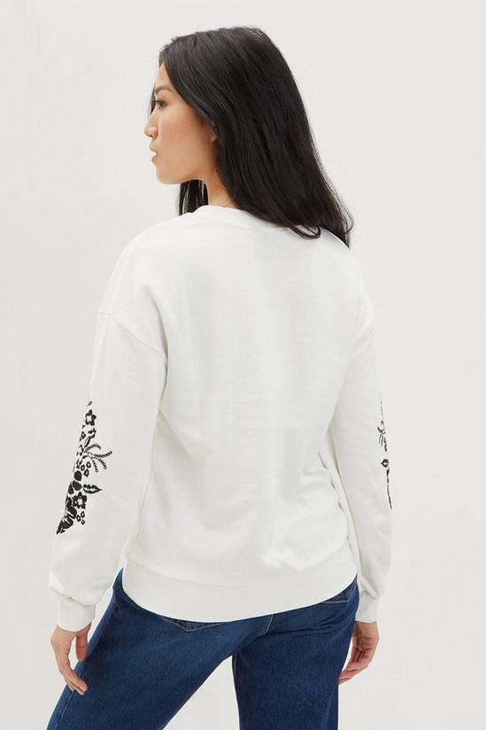 Dorothy Perkins White Embroidered Pearl Sleeve Detail Sweatshirt 3