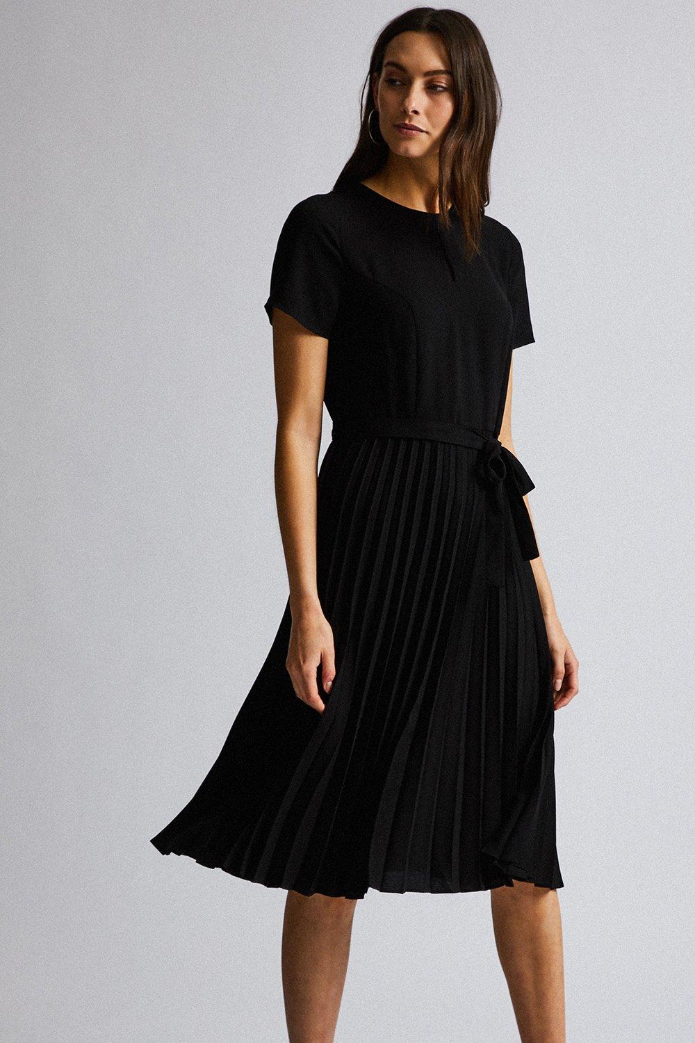 Dorothy perkins 2025 black pleated dress