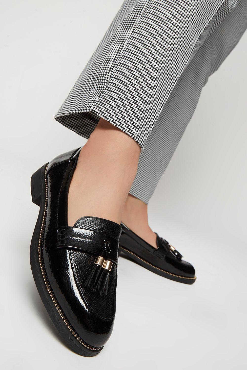 Black 2024 tassel flats