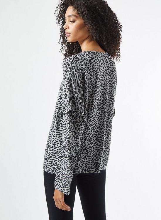 Dorothy Perkins Grey Leopard Print Soft Touch Top 3