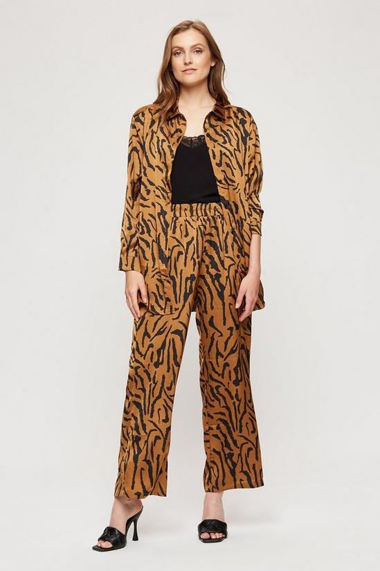 Dorothy Perkins Tiger Satin Co-Ord Shirt Wide Leg Trousers 1