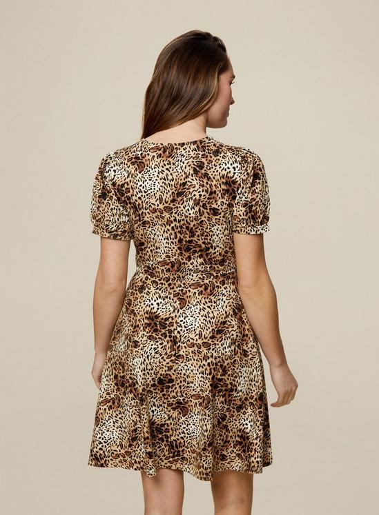 Dorothy Perkins Animal Print Short Sleeve Cotton Elastane Fit And Flare Dress With Side Pockets. 2