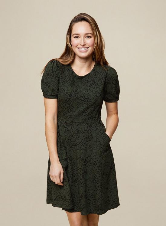 Dorothy Perkins Green Leopard T-Shirt Dress 1