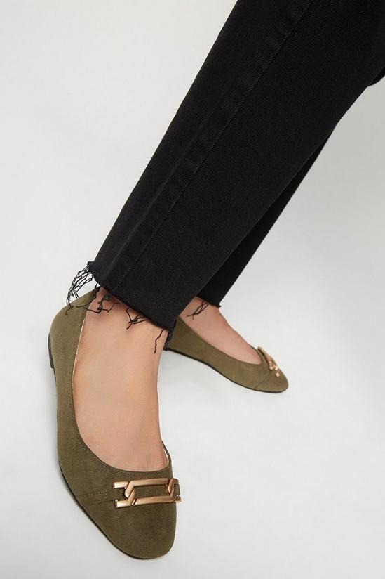 Dorothy Perkins Wide Fit Olive Pinch Pumps 4