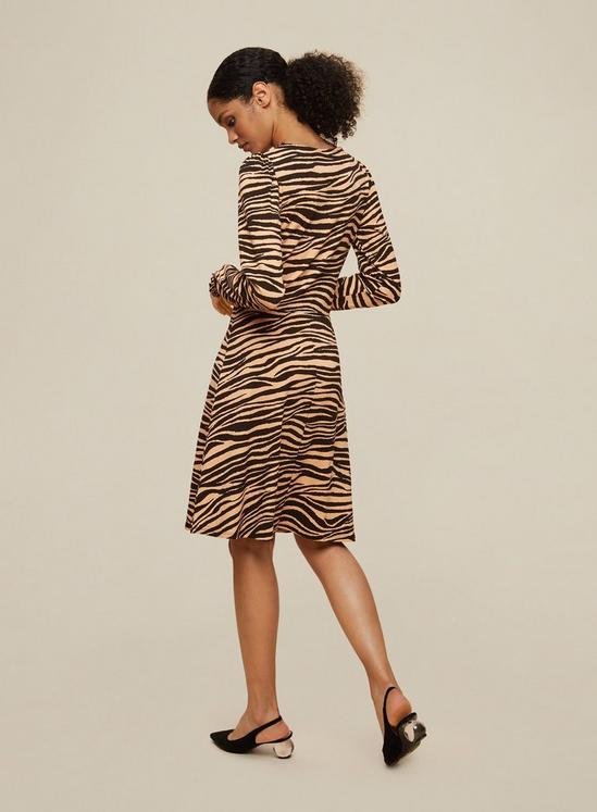 Dorothy Perkins Tall Zebra Puff Sleeve Fit and Flare 2