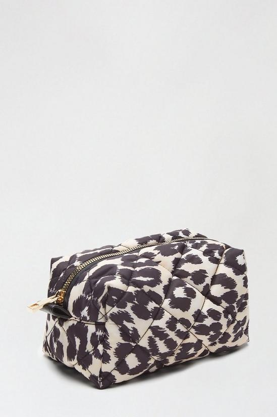 Dorothy Perkins Leopard Print Quilted Makeup Bag 2