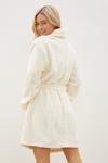 Dorothy Perkins Winter White Short Fleecy Robe thumbnail 3