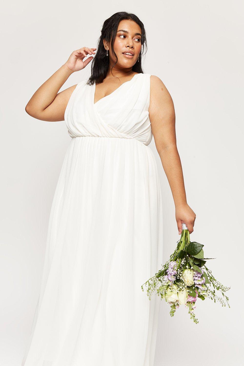 White maxi dress cheap plus size uk