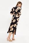 Dorothy Perkins Tall Mono Large Floral Shirred Midi Dress thumbnail 3