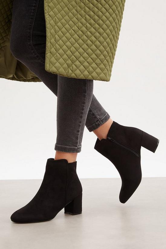 Good For the Sole Good For The Sole: Mirren Comfort Chelsea Boots 3