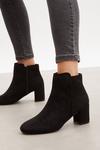 Good For the Sole Good For The Sole: Mirren Comfort Chelsea Boots thumbnail 4