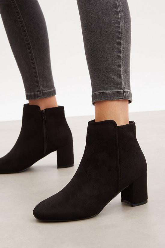 Good For the Sole Good For The Sole: Mirren Comfort Chelsea Boots 4
