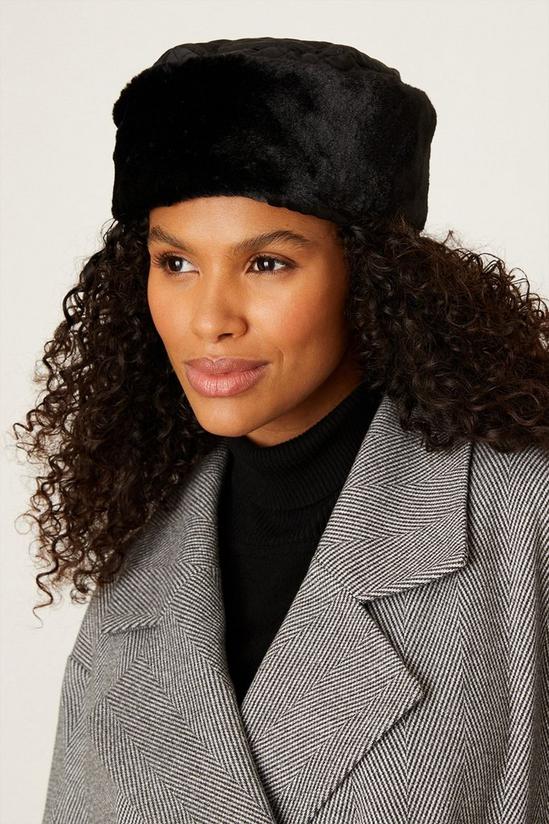 Dorothy Perkins Quilted Fur Hat 1