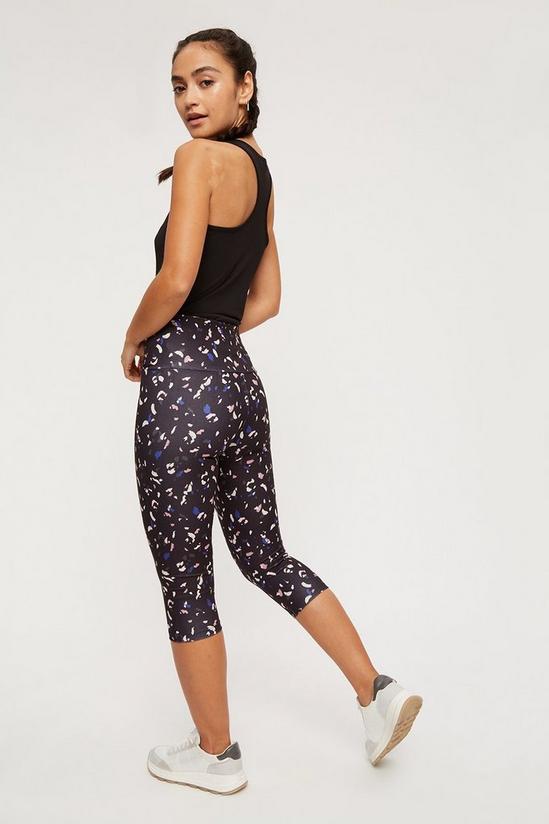 Dorothy Perkins Petite Abstract Print Active Cropped Leggings 3