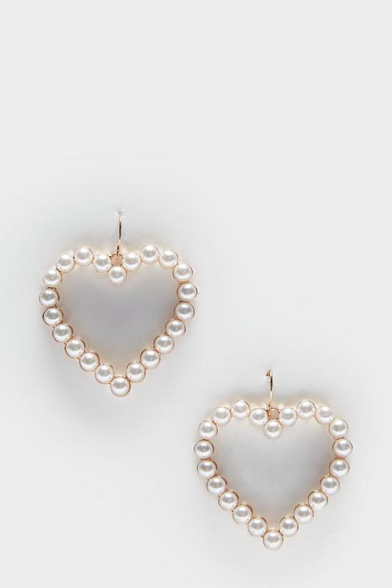 Dorothy Perkins Pearl Heart Earrings 1