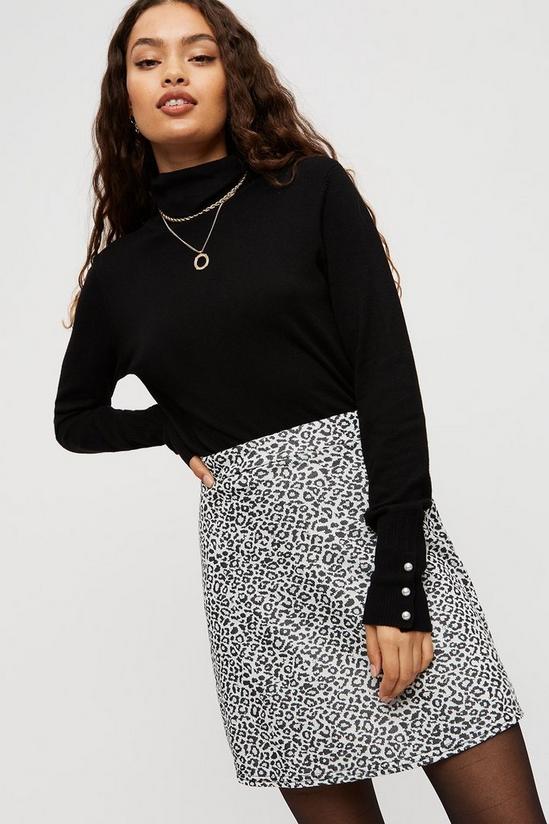 Dorothy Perkins Petite Mono Leopard Mini Skirt 1