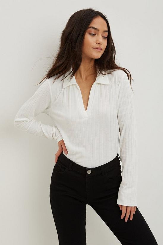 Dorothy Perkins Petite Ivory Ribbed Long Sleeve Collared Top 1