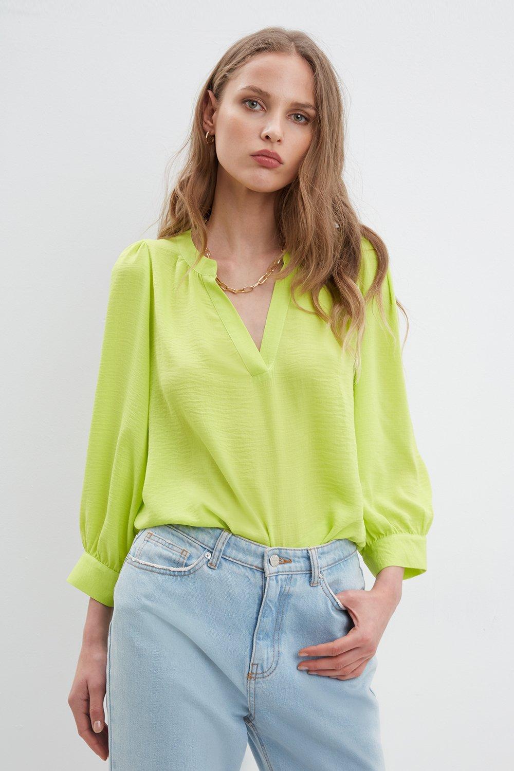 Womens Overhead V Neck Blouse product