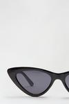 Dorothy Perkins Pointed Black Frame Cat Eye Sunglasses thumbnail 3