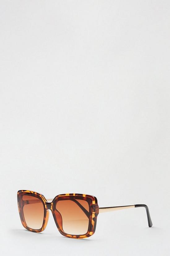 Dorothy Perkins Square Tort Frame Brown Tinted Sunglasses 2