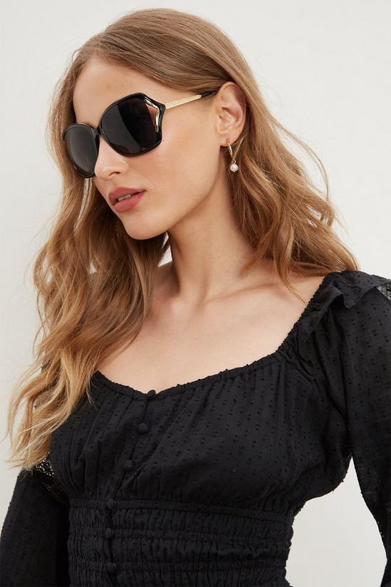 Dorothy Perkins Black Oversized Cut Out Detail Sunglasses 1