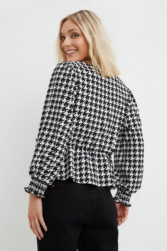 Dorothy Perkins Petite Dogtooth Print Shirred Cuff Wrap Top 3