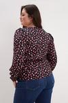 Dorothy Perkins Curve Red Floral Print Shirred Cuff Wrap Top thumbnail 3