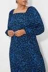Dorothy Perkins Curve Blue Printed Square Neck Midi Dress thumbnail 4