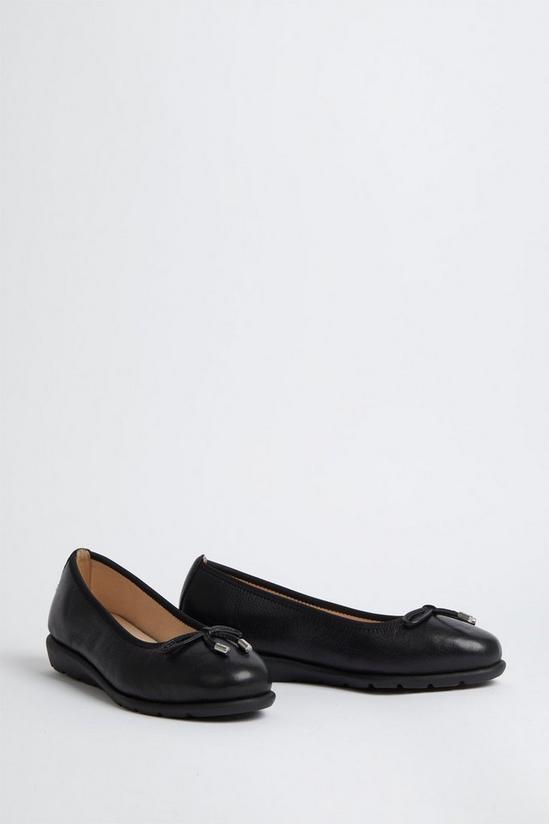 Good For the Sole Good For The Sole: Tyra Leather Comfort Ballet Flats 3