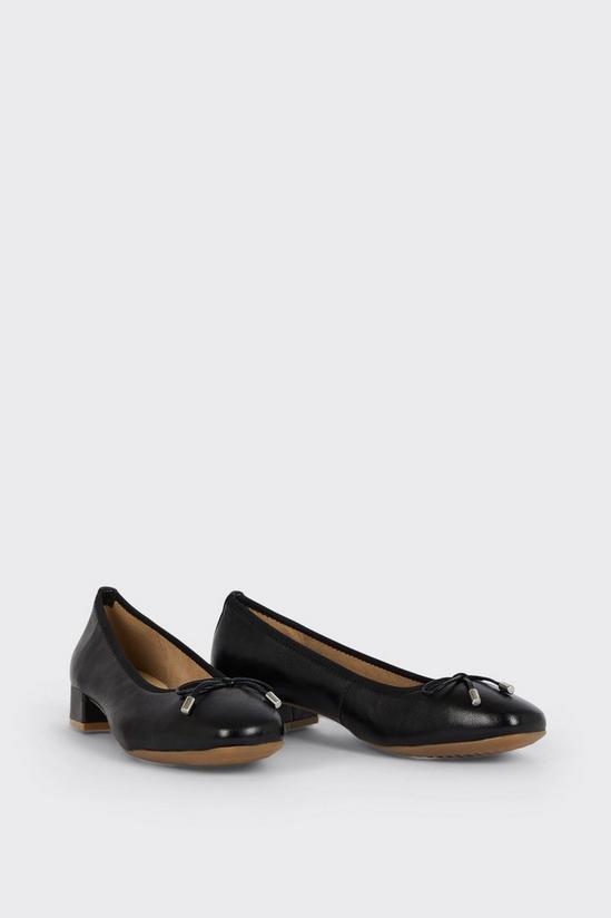 Good For the Sole Good For The Sole: Trudy Comfort Leather Ballet Flats 3