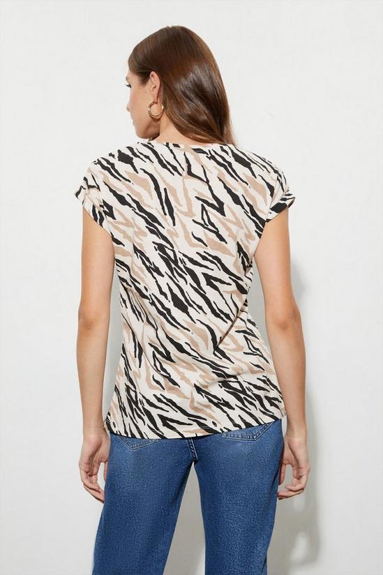 Dorothy Perkins 2 pack Black & Zebra Roll Sleeve T-Shirt 4