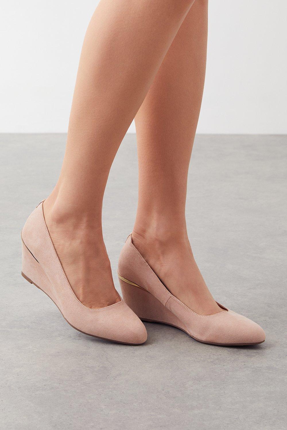 Women’s Duke Round Toe Wedge Court Shoes - blush - 8