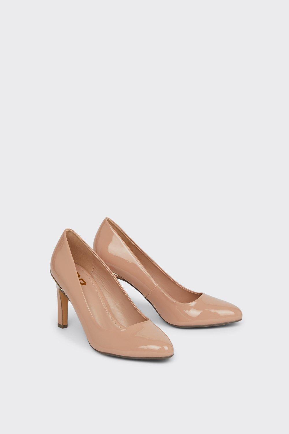 Round toe store court shoes