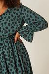 Dorothy Perkins Curve Green Animal Long Sleeve Midi Dress thumbnail 4