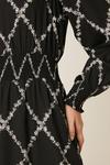 Dorothy Perkins Diamond Printed V Neck Shirred Waist Midi Dress thumbnail 4
