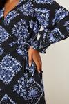 Dorothy Perkins Curve Blue Floral Wrap Long Sleeve Midi Dress thumbnail 4