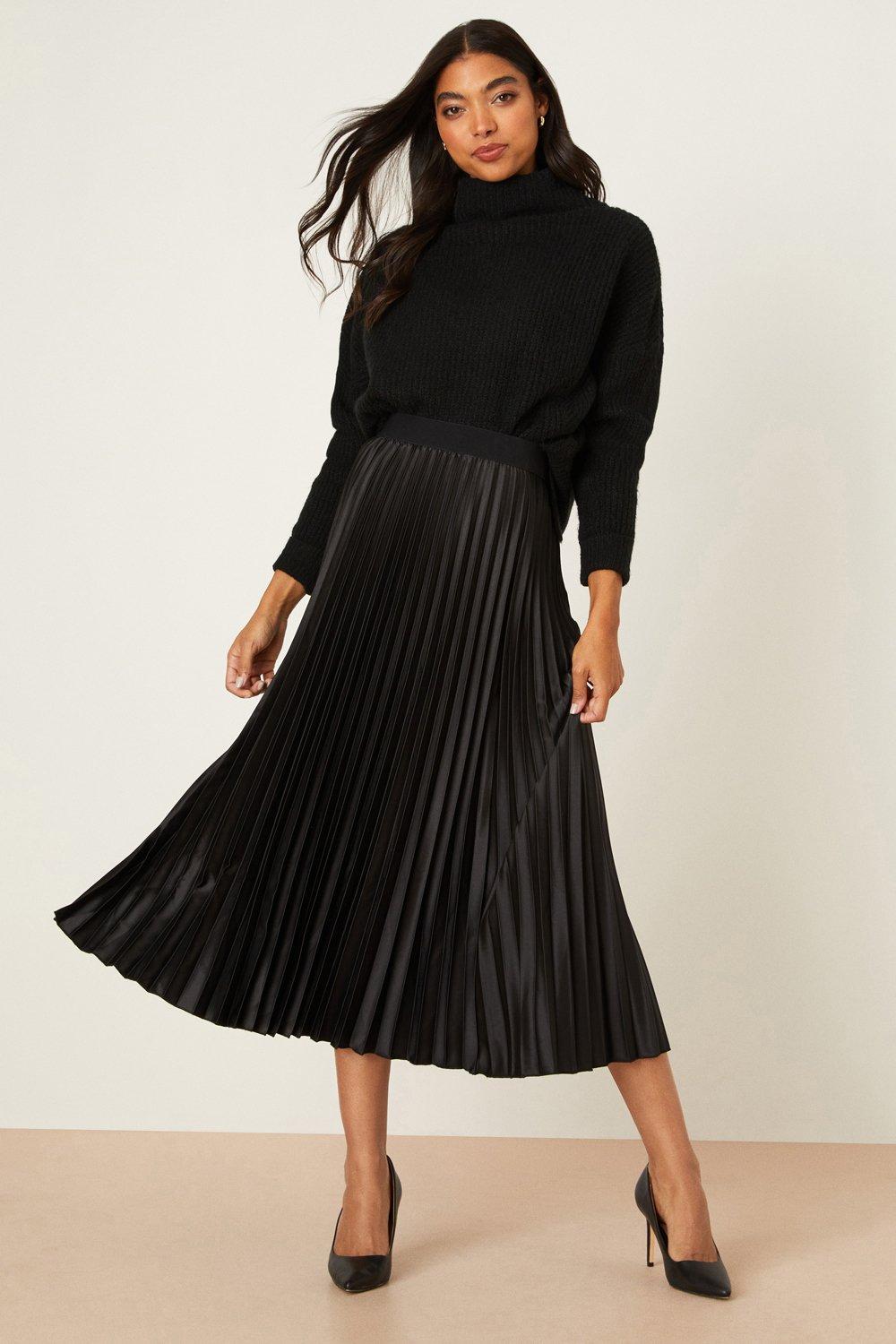 Black pleated hotsell skirt midi