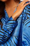 Dorothy Perkins Petite Blue Mixed Stripe Collarless Shirt thumbnail 4