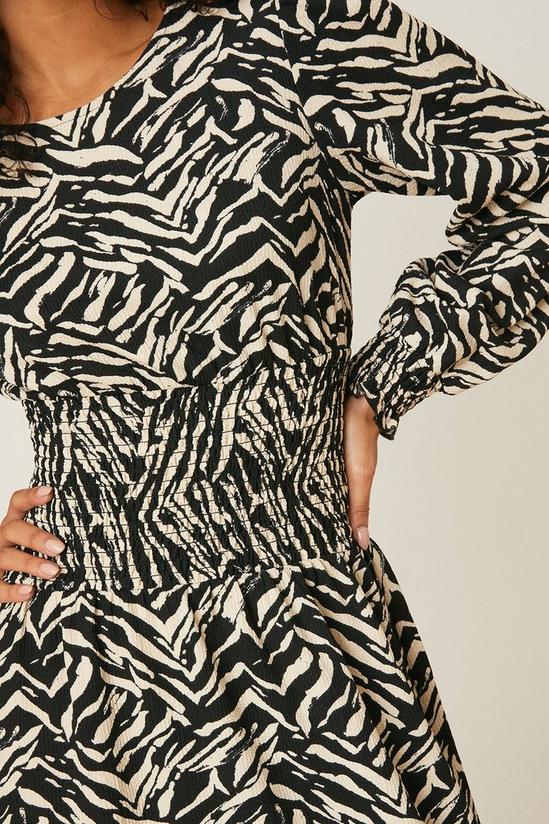 Dorothy Perkins Mono Zebra Print Long Sleeve Shirred Midi Dress 4