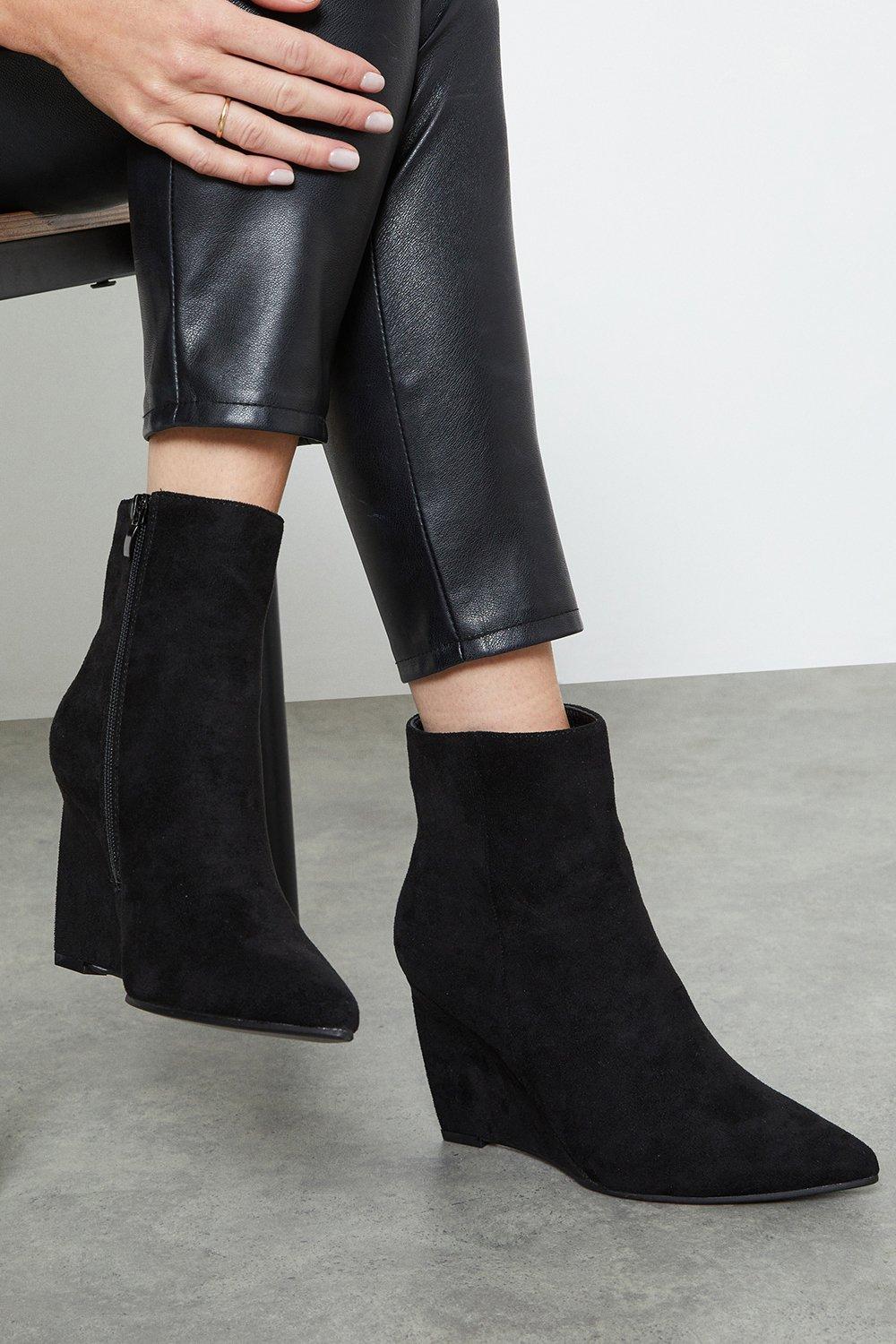 Xoxo burkey hot sale wedge boot