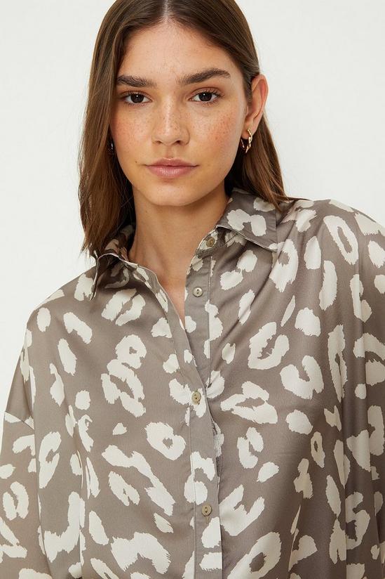 Dorothy Perkins Khaki Animal Longline Shirt 2