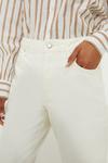 Dorothy Perkins Relaxed Mom Jeans thumbnail 4