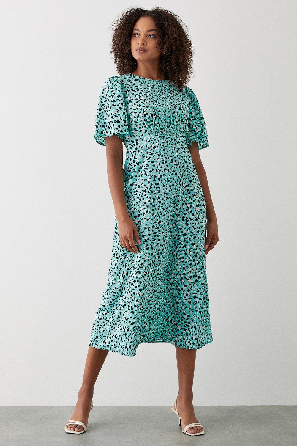 Green flutter sleeve midi 2024 dress