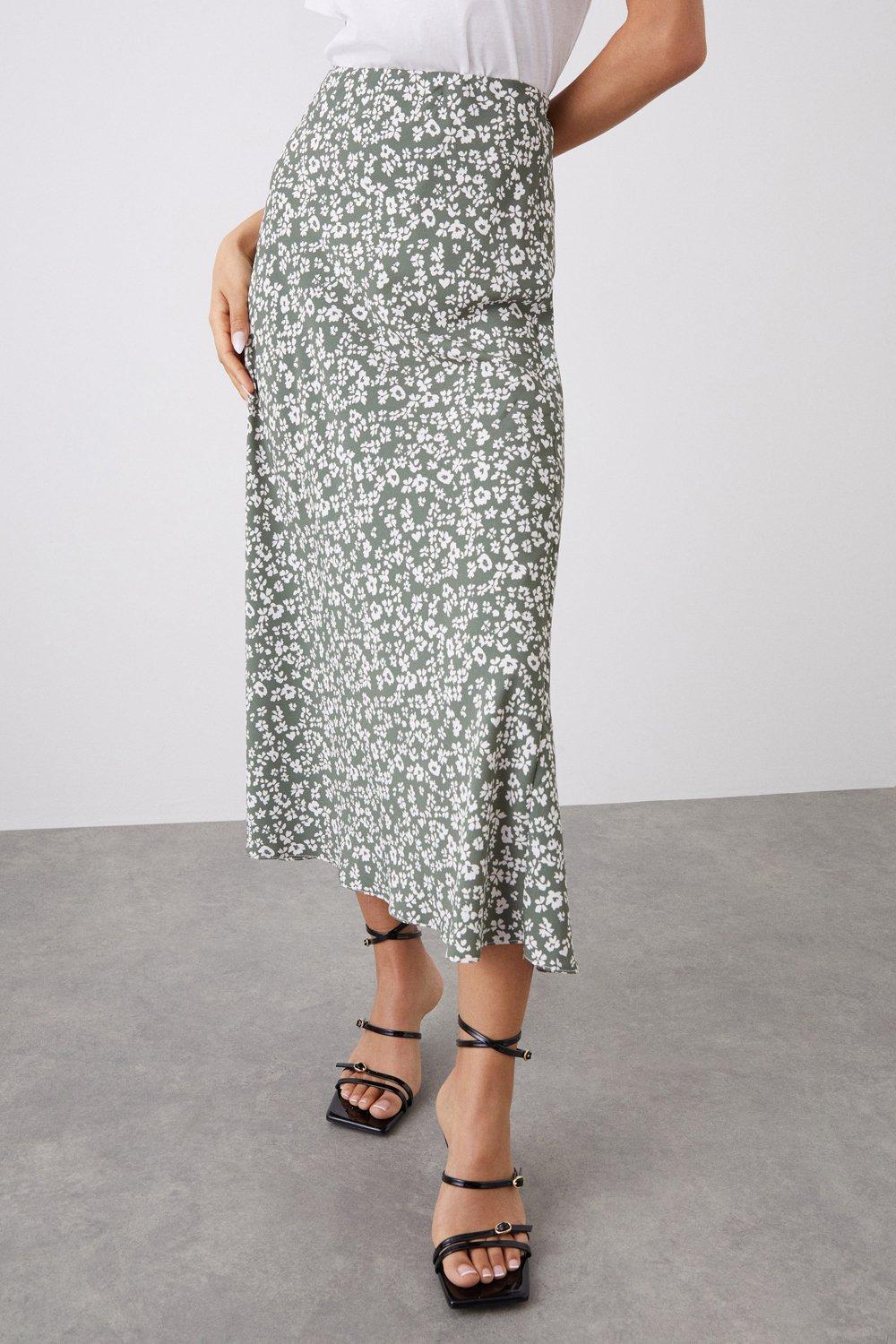 Petite black ditsy floral hotsell midi skirt