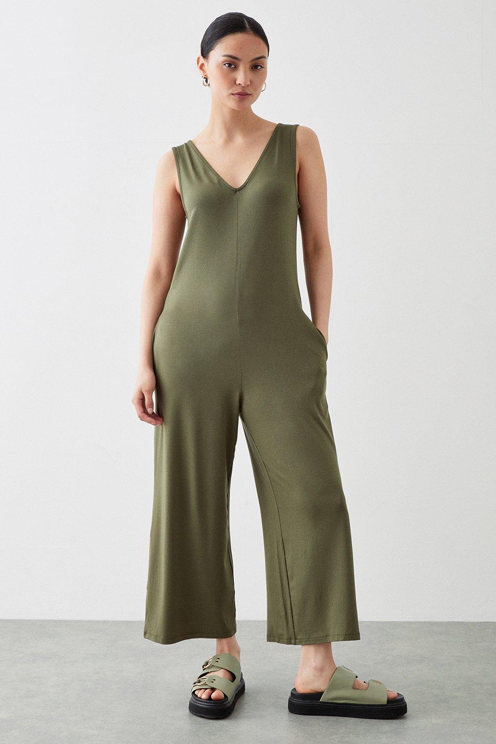 Image of Womens Petite V Neck Jumpsuit With Pockets