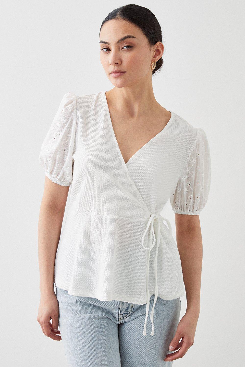 Women’s Petite Broderie Sleeve Detail Wrap Top - white - M