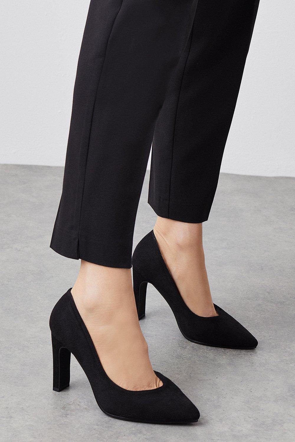 Women’s Wide Fit Delma Slim Heel Court Shoes - natural black - 7