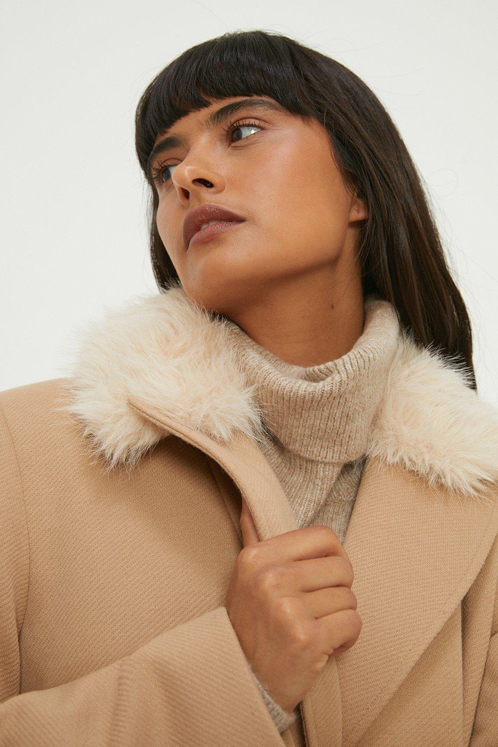 River Island Light Pink Faux Fur Collar, $24, River Island